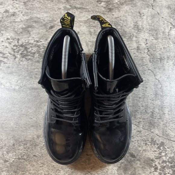 Dr. Martens 1460 J Glossy Black Leather 8 Eyelet Boots Ladies Women’s Size 5 - Picture 7 of 9